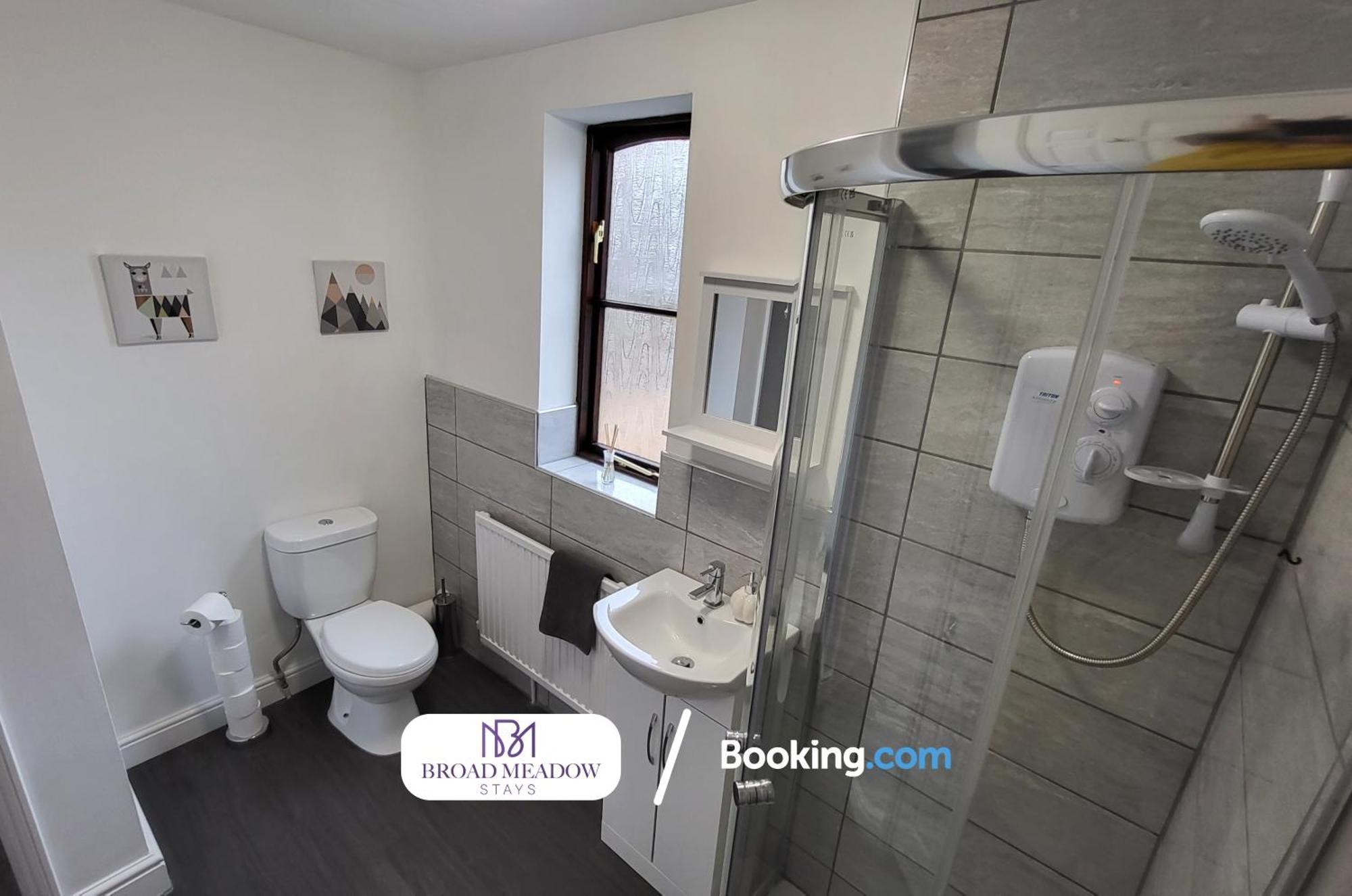 Last-Minute Offers L 3-Bed House By Broad Meadow Stays L Short Lets L Family, Business, Students L Lincoln L Parking المظهر الخارجي الصورة